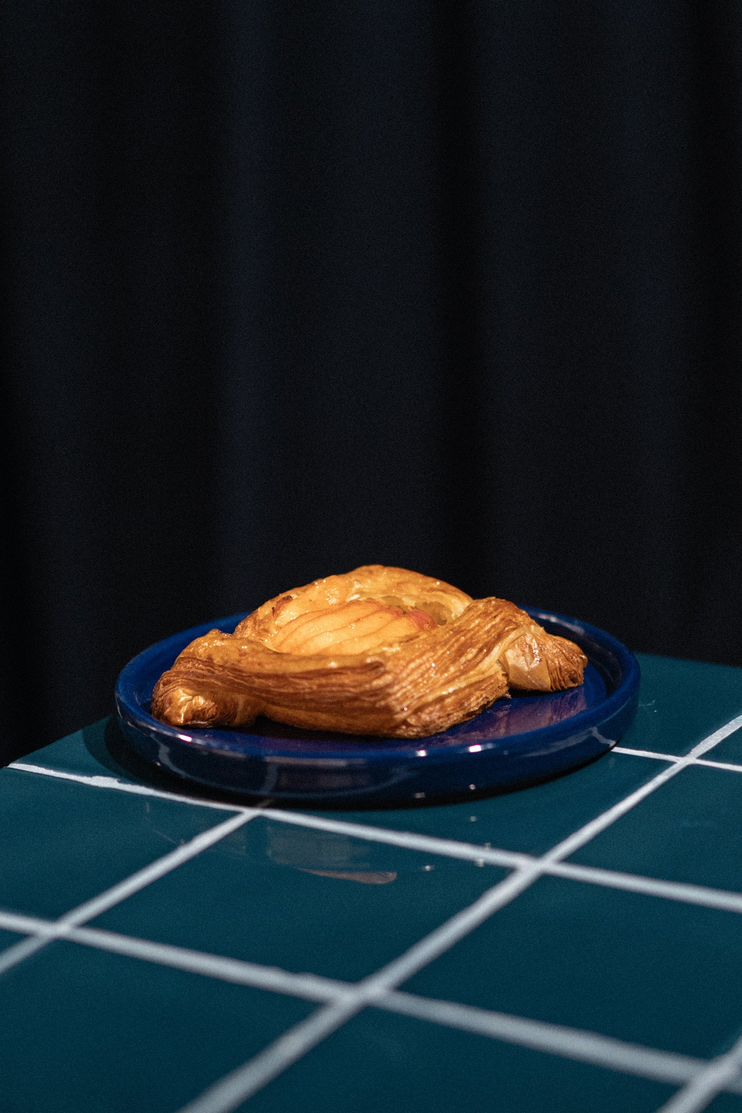 MASA CROISSANT CON CREMA DE VAINILLA Y FRUTA DE TEMPORADA
