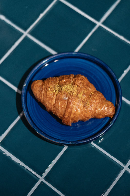 CROISSANT DE CREMA DE PISTACHO Y FRAMBUESA