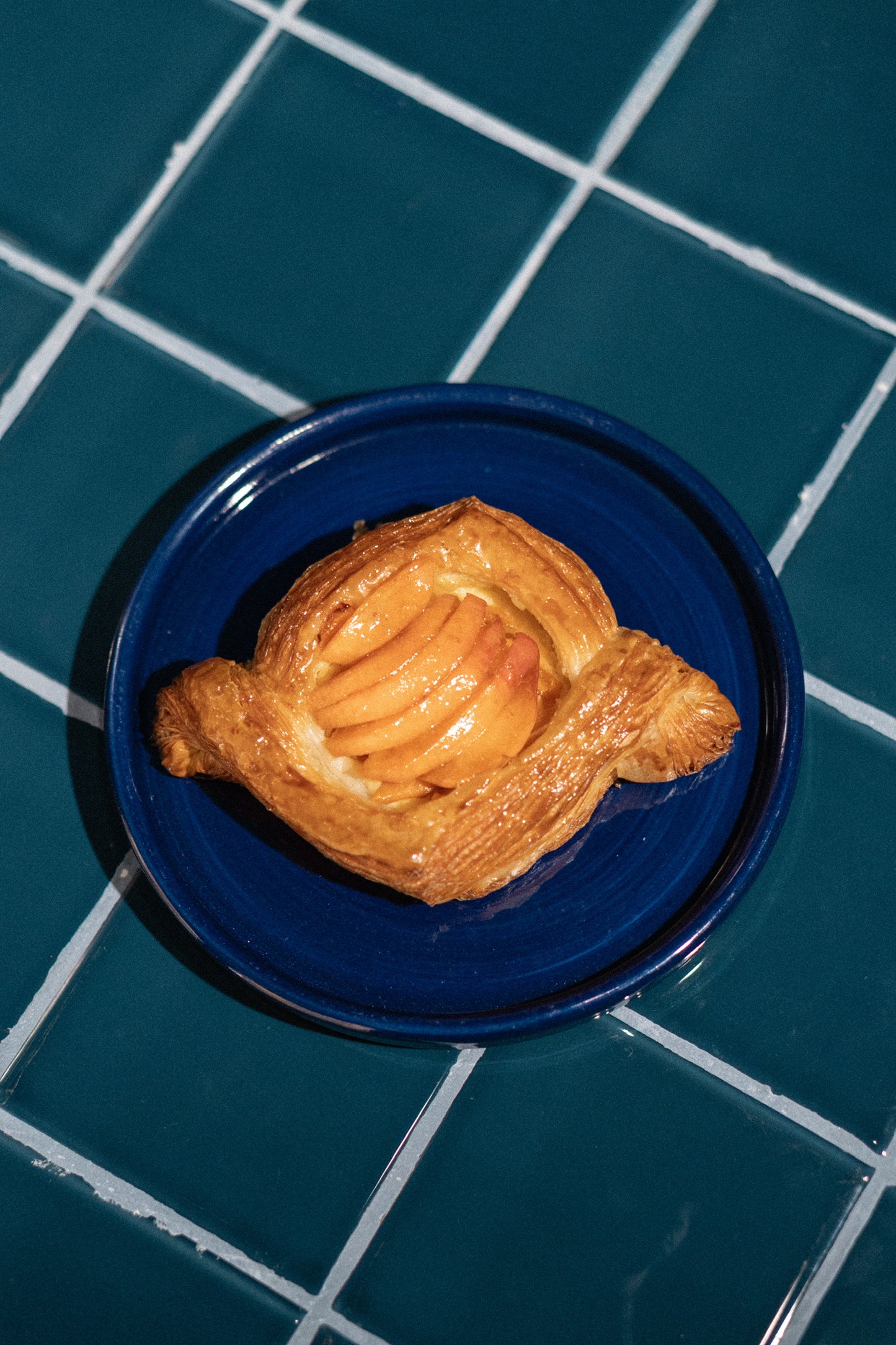 MASA CROISSANT CON CREMA DE VAINILLA Y FRUTA DE TEMPORADA